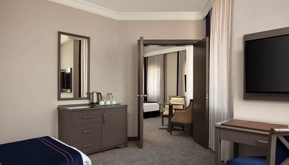 هتل گرند جواهر کانونشن سنتر استانبول